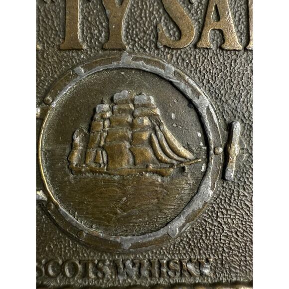 Vintage Cutty Sark Scotch Whiskey Limited Edition Belt Buckle Bronze Metal - Picture 4 of 6